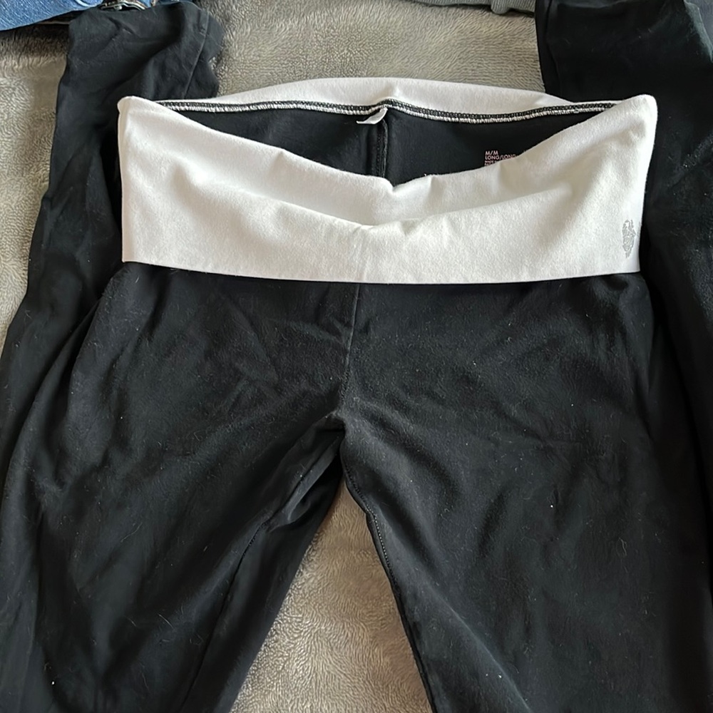 Leggings , folded over thing